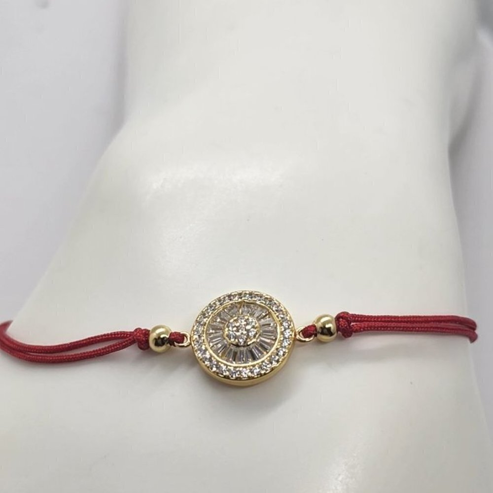 Sterling Silver 925 Round Design with Adjustable Bracelet - Picture 3 of 4